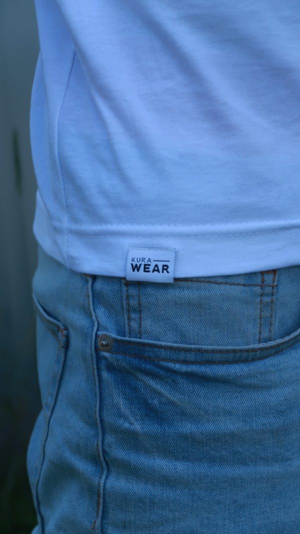 IMG_0119-scaled KOSZULKA BIAŁA KURA WEAR METKA